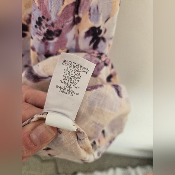 J. Jill Love Linen Floral Short Sleeve Dress purple and cream | Small Petite - Picture 4 of 5